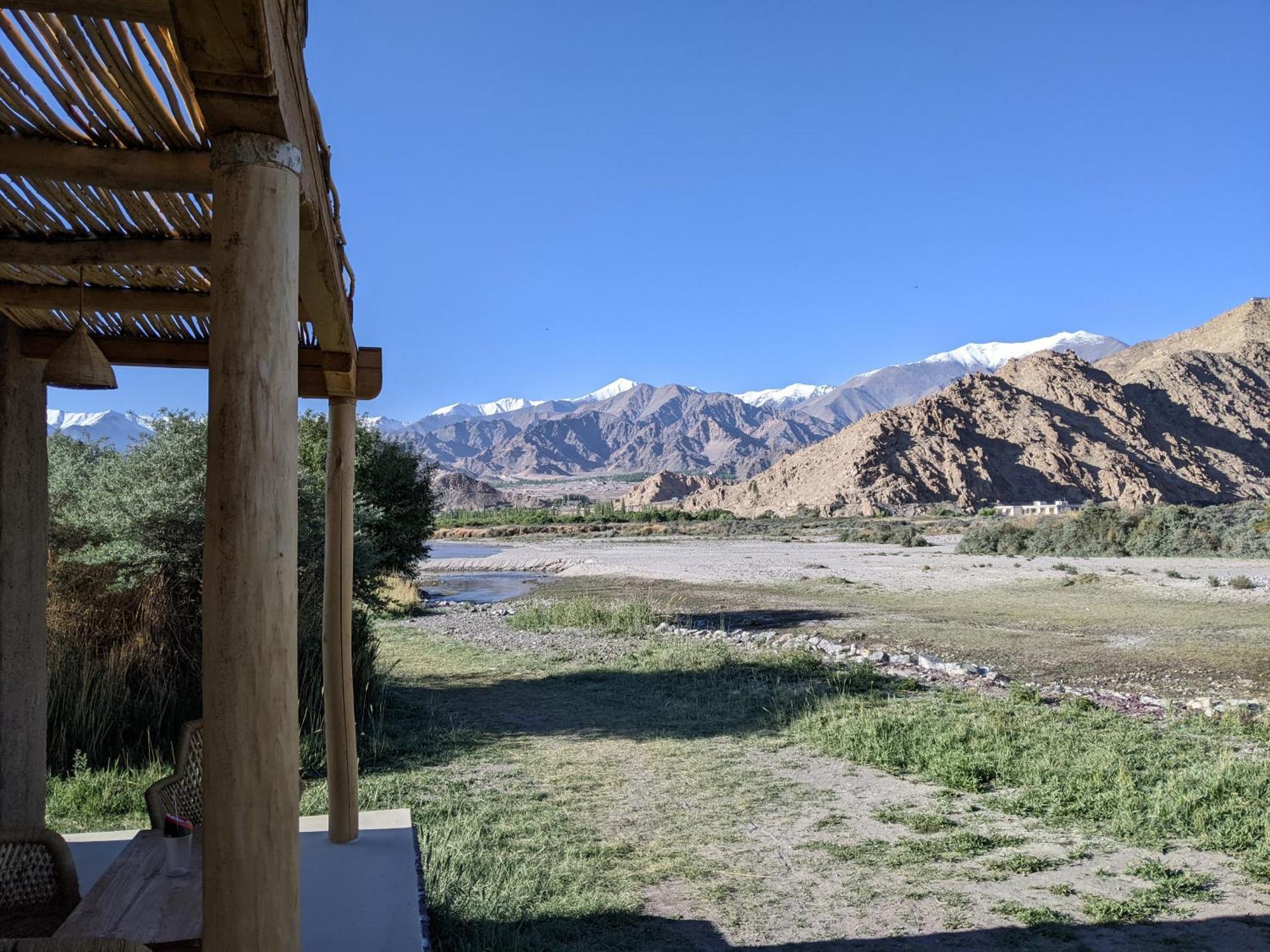 The Indus River Camp Leh Bagian luar foto